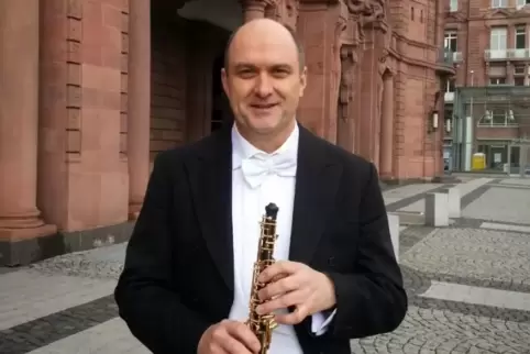 Weil eine Oboe gebraucht wurde, freundete sich Georg Weiss mit dem Instrument an. Heute ist er Berufsmusiker.