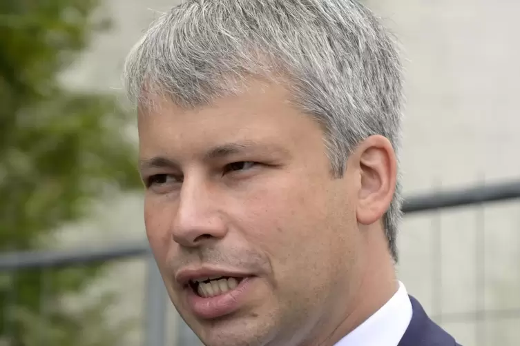 &bdquo;Der Bund steht zu seiner Verantwortung&ldquo;, sagt Steffen Bilger (41, CDU), Parlamentarischer Staatssekret&auml;r im Bundesverkehrsminis