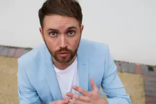 Single oder lieber liiert? Tim Poschmann spielt Georg. 
