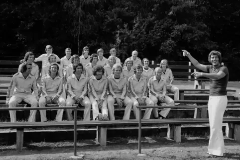 Taktgeber für Müller, Hoeneß, Overath, Heynckes, Breitner und Kollegen: Jack White (rechts) nimmt 1974 mit der deutschen Nationa