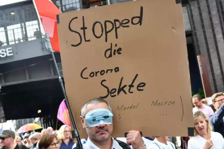 Die Maske als Maske: Wenn er meint.