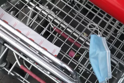 Rückstände im Einkaufswagen. 