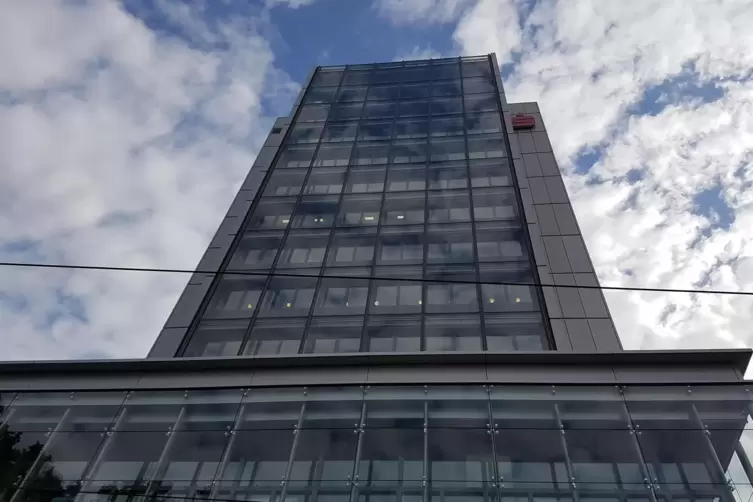 Sparkassenturm der Ludwigshafener Zentrale. 