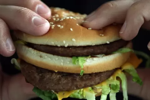 Voll im Griff: der Big Mac von McDonald's. 