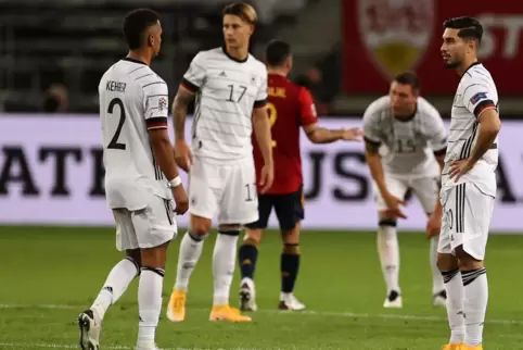 Bedröppelt nach dem Spiel: Thilo Kehrer, Robin Koch, Niklas Süle und Suat Serdar. 