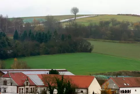 Nahe Albessen könnte eine große Solaranlage entstehen.