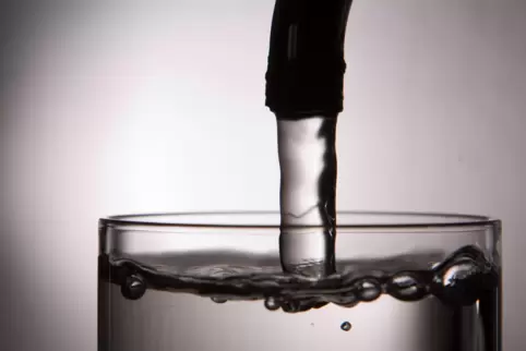 Das Trinkwasser aus der Leitung ist ein kostbares Gut. Das Trinkwasser aus der Leitung ist ein kostbares Gut.