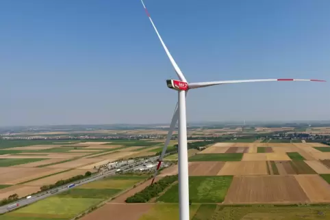  Ein Windrad der Firma Gaia in Großniedesheim: Das Lambsheimer Unternehmen will acht Windenergieanlagen im Leiningerland aufstel