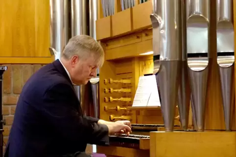 Spielte klassische Werke: Organist Roman Perucki.