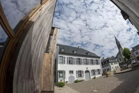 Das Veldenzschloss.