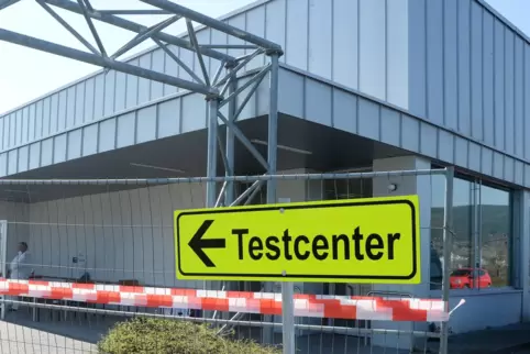 Noch bis Ende des Monats können sich Reiserückkehrer aus Risikogebieten kostenlos in der einstigen Aldi-Filiale testen lassen.