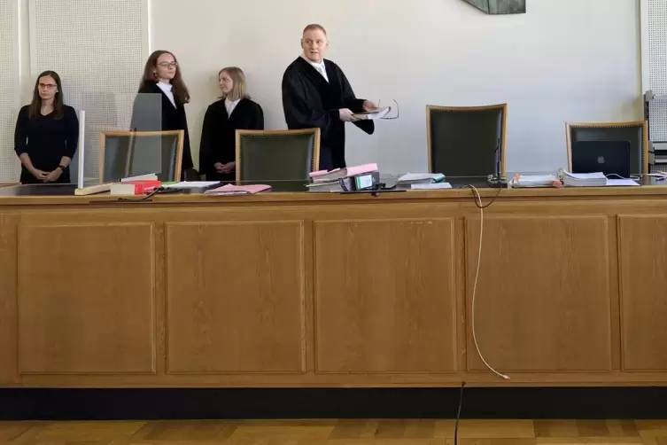 Hat sich über mächtige Kollegen in Karlsruhe mächtig geärgert: Richter Karsten Sauermilch leitet den zweiten Prozess im Mordfall