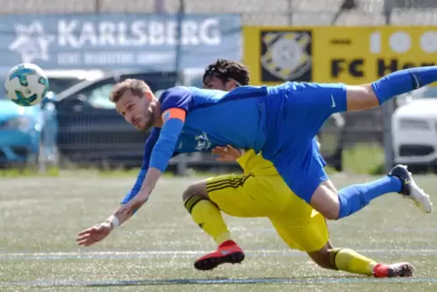 Mechtersheims Kapitän Thorsten Ullemeyer, hier im Spiel gegen Hertha Wiesbach, gehörte zu den Besten.