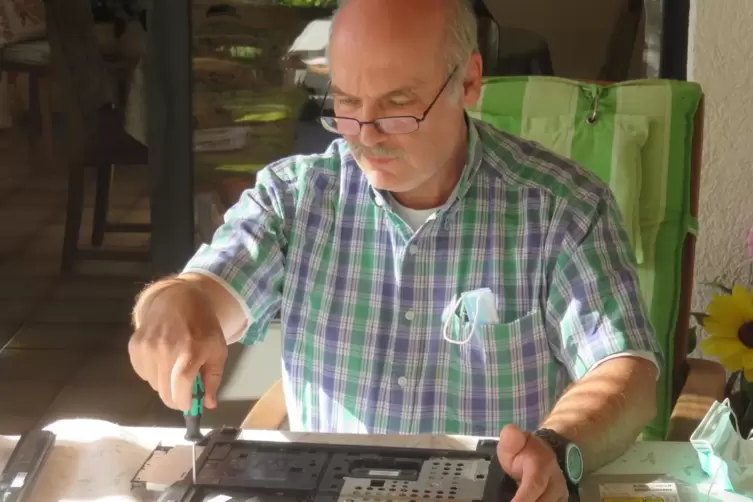Dem Rodalber Klaus Lenhard verdankt das Schreibmaschinenmuseum in Partschins ein rares Stück: eine 60 Jahre alte, funktionstücht