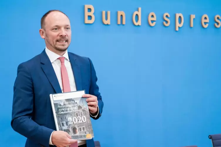 Der neue Ostbeauftragte Wanderwitz stellte seinen ersten Jahresbericht vor.