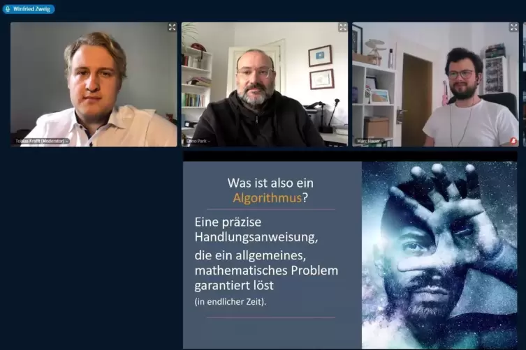 Vermittelt in Web-Seminaren Grundwissen zum Thema Künstliche Intelligenz: Tobias Krafft (links). 