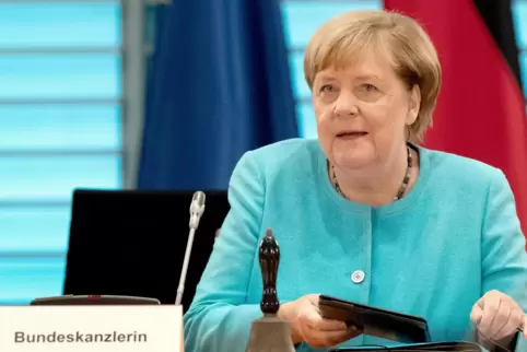 Angela Merkel wird mit den Chefs der Staatskanzleien über die steigenden Corona-Zahlen sprechen.
