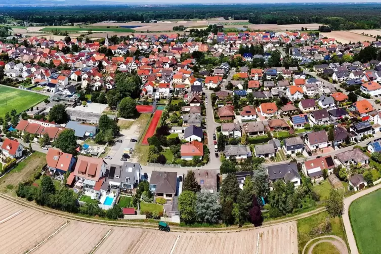 Hanhofen: Hier g&auml;be es noch Kapazit&auml;ten f&uuml;r Wohngebiete zur Bundesstra&szlig;e hin.