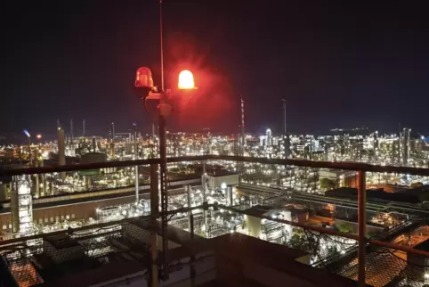 Am Standort Ludwigshafen, hier das Stammwerk, zählt die BASF rund 39.000 Mitarbeiter. 