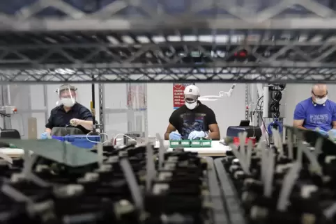 Das BIP ist im ersten Halbjahr um 5,7 Prozent im Vergleich zum Vorjahr zurückgegangen.