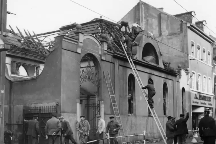 Nach der Zerstörung wurde die Synagoge abgerissen. 