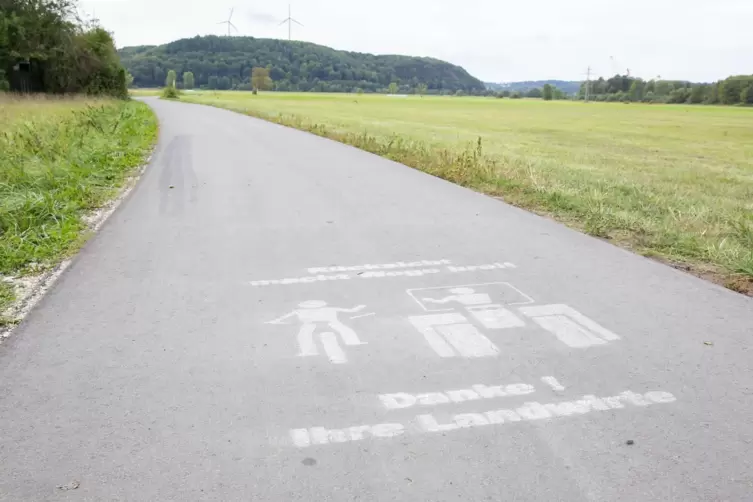 Die Landwirte danken f&uuml;r Verst&auml;ndnis.