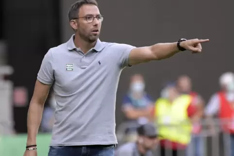 Setzt der Klub die Zusammenarbeit mit Trainer Boris Schommers fort oder wird am Dienstag die Trennung verkündet?