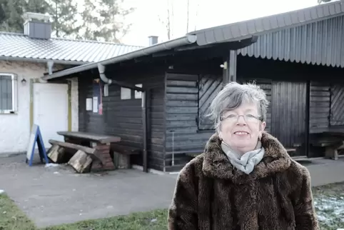 Wie der Ortsvorsteher informierte, wird Doris Conrad, Wirtin der Ski- und Wanderhütte, zur Kerb einen Bier- und einen Grillstand Wie der Ortsvorsteher informierte, wird Doris Conrad, Wirtin der Ski- und Wanderhütte, zur Kerb einen Bier- und einen Grillstand