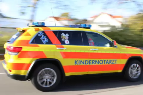 Im Einsatz: Kindernotarztwagen.