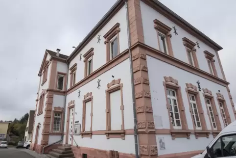 Neues Vereinsdomizil: Das Alte Schulhaus in Miesenbach ist fertig saniert und fungiert ab sofort als Haus der Vereine. 