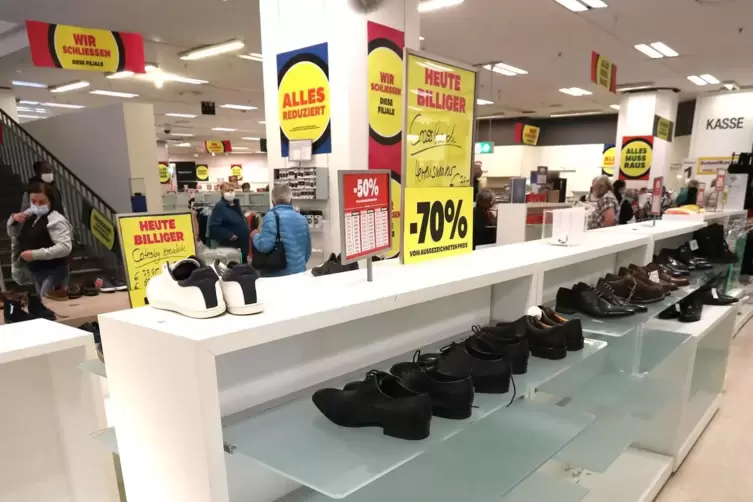 Die Preise sind stark herabgesetzt. 