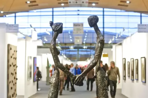 Eine luftigere Verteilugn der Stände soll bei der Art Karlsruhe im Februar mehr Sicherheit bringen. 