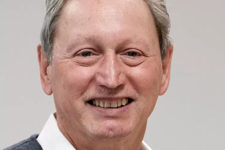 Bernhard Wendel, scheidender Gesch&auml;ftsf&uuml;hrer der Stadtwerke Bliestal (Sitz: Blieskastel) 