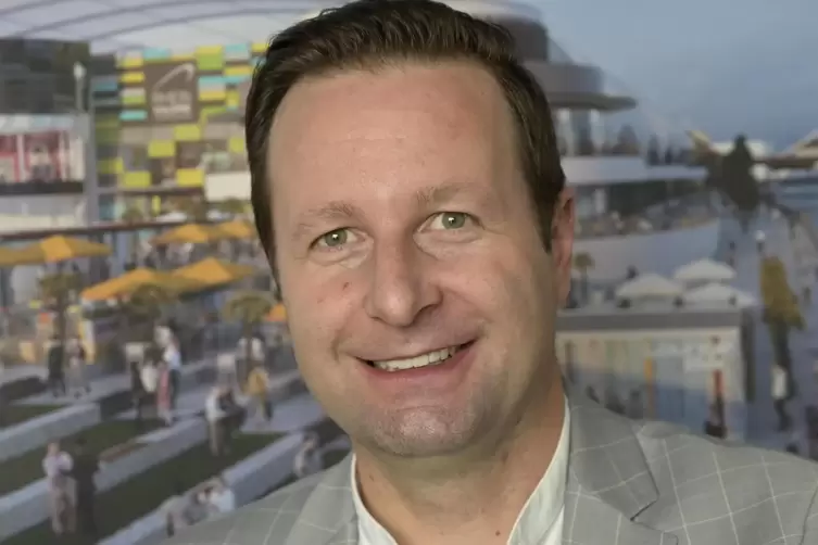Centermanager Patrick Steidl.