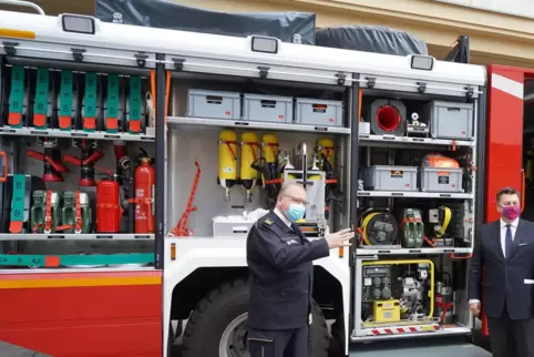 Gut bestückt sind die neuen Löschfahrzeuge für den Katastrophenschutz, die der Bund bei Mercedes (Typ MB Atego 1327 AF) bestellt