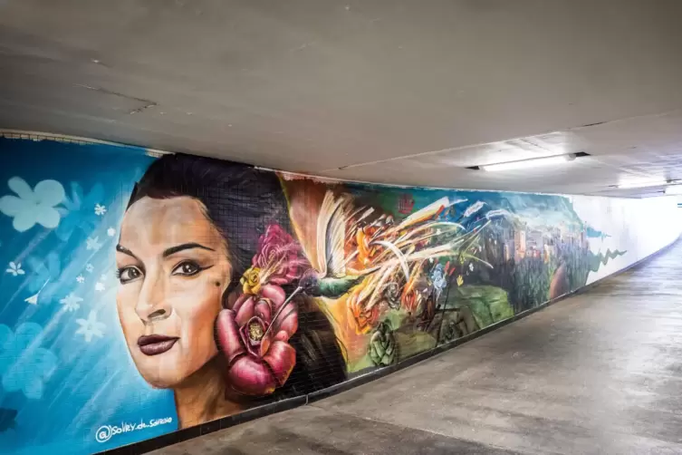 So viel Gestaltungsraum haben die Streetart-K&uuml;nstler selten wie hier in der Unterf&uuml;hrung. 
