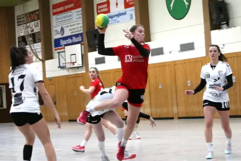 Steht wieder zur Verfügung: Lea Eckrich (mit Ball).