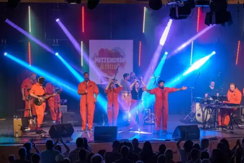 Auch ein Auftritt der dicken Kinder steht auf dem Festivalprogramm. 