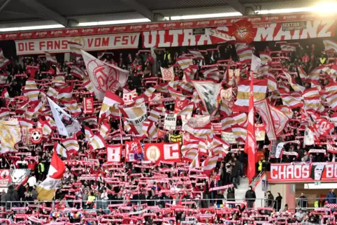 Volles Haus, das war früher: Wenn der FSV Mainz 05 am Samstag in der Fußball-Bundesliga Bayer Leverkusen empfängt, dann dürfen 2
