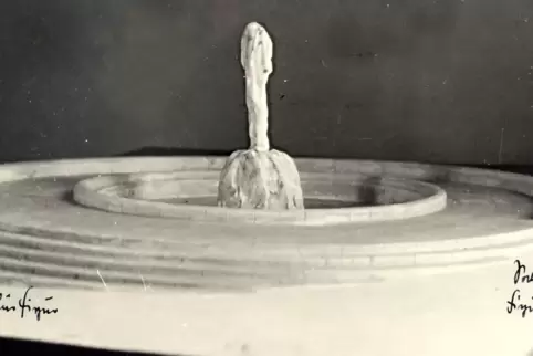 So hätte der Brunnen auf dem Bahnhofsvorplatz aussehen können.