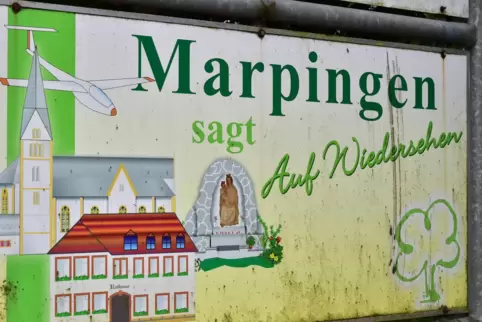 Der Ort Marpingen hat als Hotspot die Infektionszahlen so hoch getrieben, dass der gesamte Kreis St. Wendel inzwischen als Risik Der Ort Marpingen hat als Hotspot die Infektionszahlen so hoch getrieben, dass der gesamte Kreis St. Wendel inzwischen als Risik