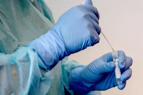 Die positiv auf das Coronavirus getestete Schülerin befindet sich in Quarantäne.