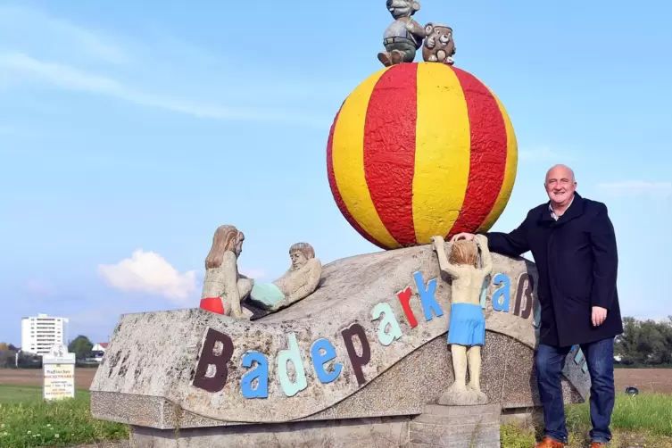 Den Badepark auf jeden Fall erhalten: AfD-Kandidat Peter Stuhlfauth.