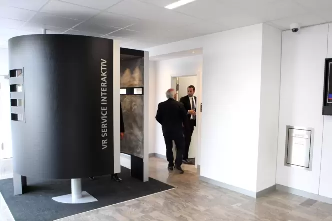 Die VR-Bank Südpfalz bietet in ihren Filialen wie hier in Hördt die Möglichkeit, außerhalb der Öffnungszeiten über VR-Sisy, spri Die VR-Bank Südpfalz bietet in ihren Filialen wie hier in Hördt die Möglichkeit, außerhalb der Öffnungszeiten über VR-Sisy, spri