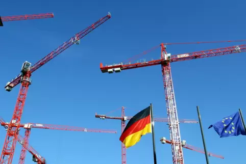 Unsicherheit ist Gift für die Wirtschaft. Sie bremst Investitionen nicht nur am Bau.