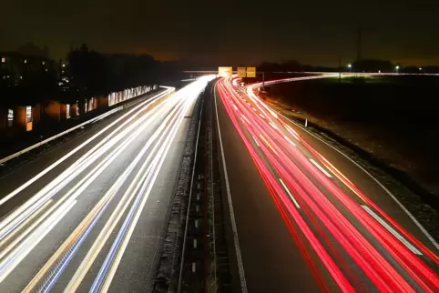 B9 bei Speyer: Die Abfahrt von Norden kommend auf die B39 in Richtung Dudenhofen ist am Montag gesperrt.