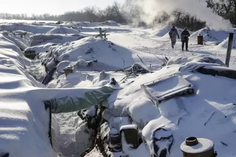 Prorussische Freiwillige Ende 2014 im ostukrainischen Lugansk. 