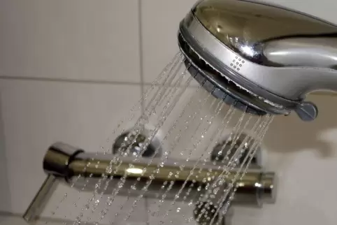 Tropfen für Tropfen: Bei der Wasserversorgung will sich die Verbandsgemeinde Leiningerland breiter aufstellen als bisher.