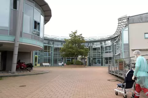In Ludwigshafen wurde am Dienstag das Hans-Bardens-Altenheim unter Quarantäne gestellt. 