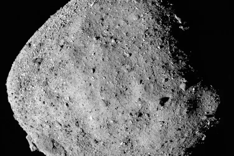 Asteroid Bennu: Das Bild wurde aus zwölf Einzelaufnahmen zusammengesetzt, die die „Osiris Rex“ aus 15 Meilen Entfernung machte. 